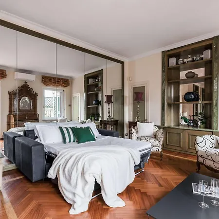 Apartamento The Rent - One-bedroom In A Quiet, Classically Styled Corner Near The Quirinale *